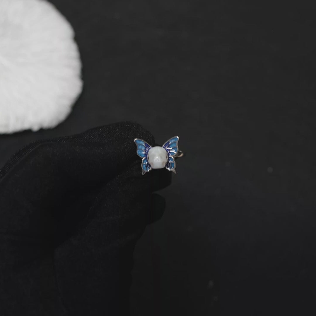 Art Deco Pearl Skull Butterfly Ring™ Skull Accessories - Elegant Fusion of Pearl Skull and Butterfly Design