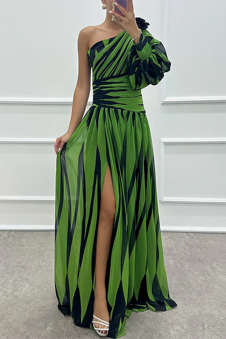 Chloe WD – Elegant Striped One Shoulder Maxi Dress