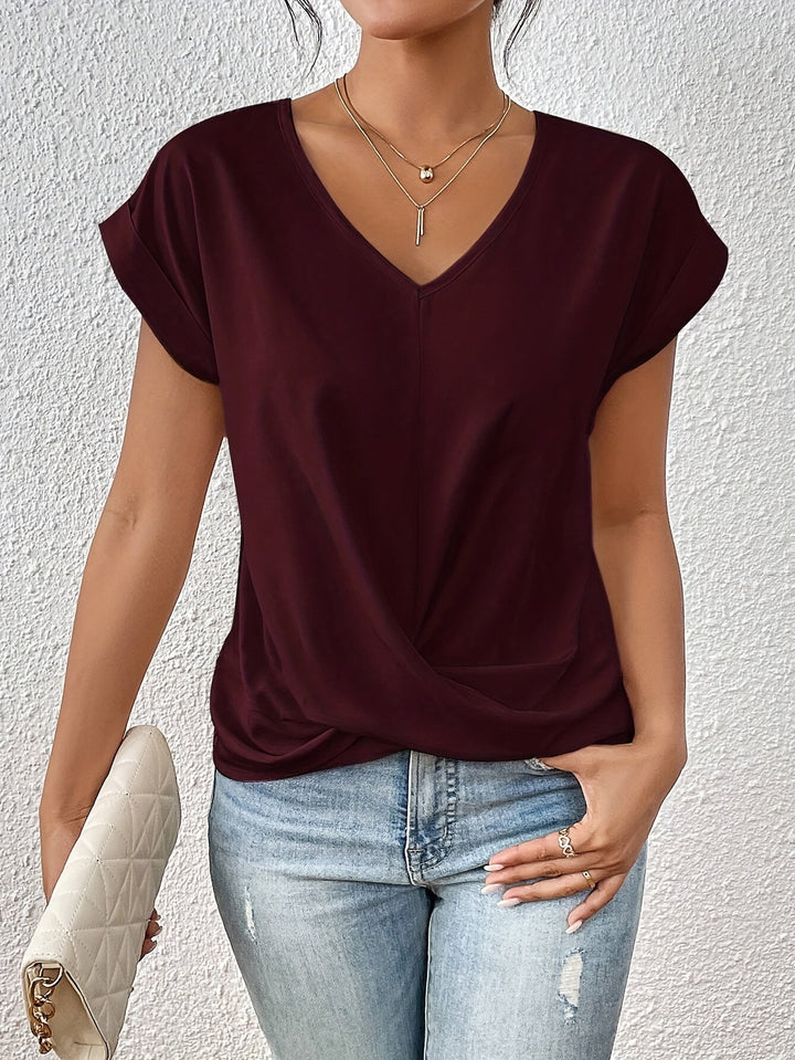 Heidi - Casual T-Shirt with a Heart-Shaped Neckline