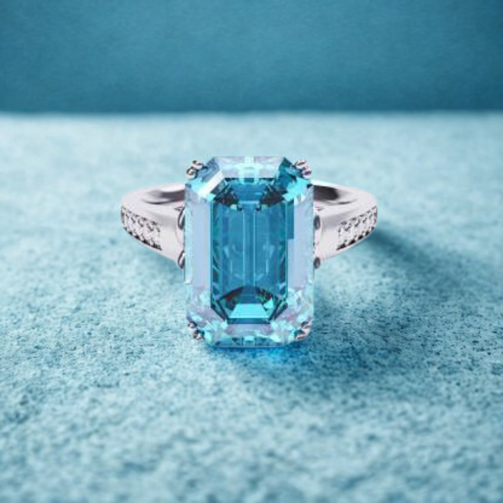Dream Shore Ring™ Colored Gem Stone – Tranquil Brilliance in a Bold Aquamarine Cut