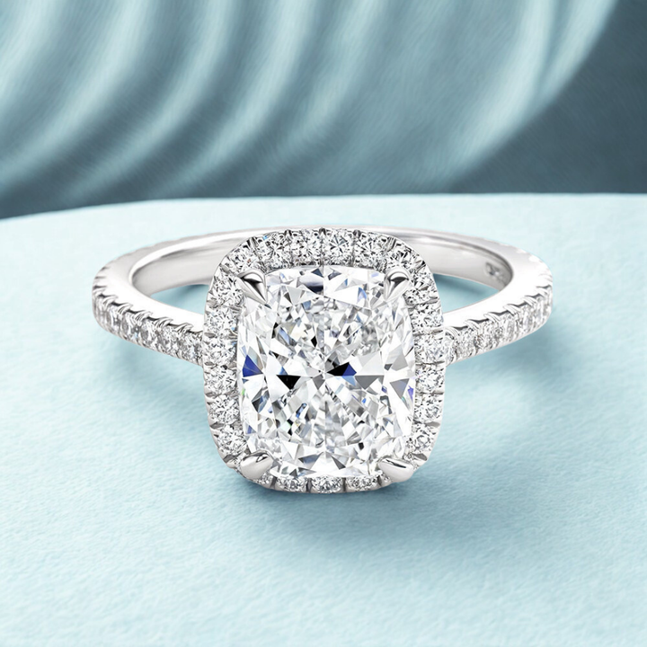 Starlight Promise Ring™ Colored Gem Stone – Radiate Brilliance with Every Glance