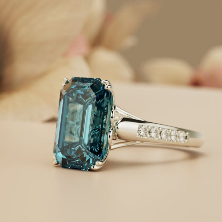 Mystic Bloom Ring™ Colored Gem Stone – The Envy of Even the Finest Diamonds