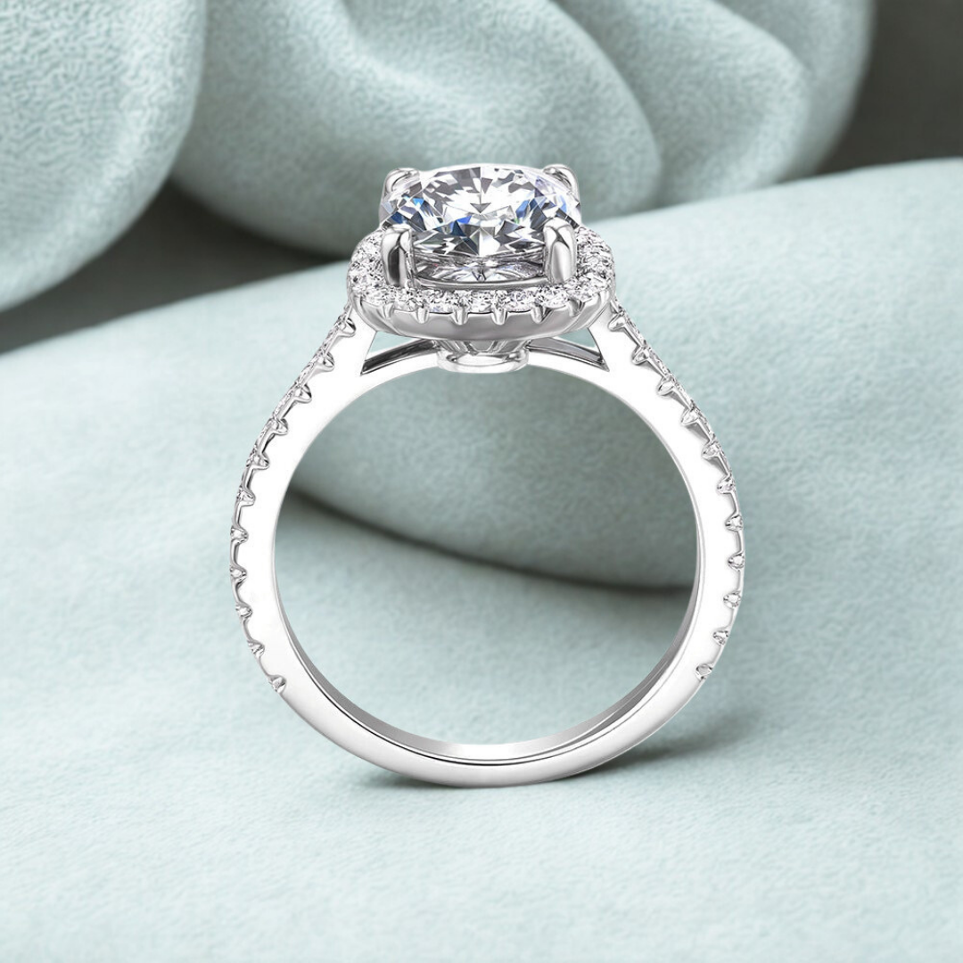 Starlight Promise Ring™ Colored Gem Stone – Radiate Brilliance with Every Glance