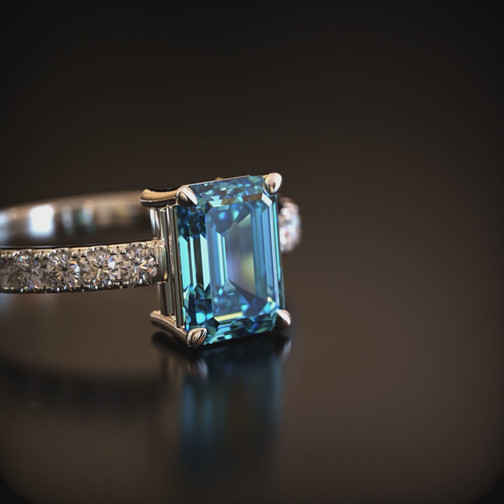 Lunar Crest Ring™ Luxury Ring – 3 Carat Moissanite in Glowing Gold Finish