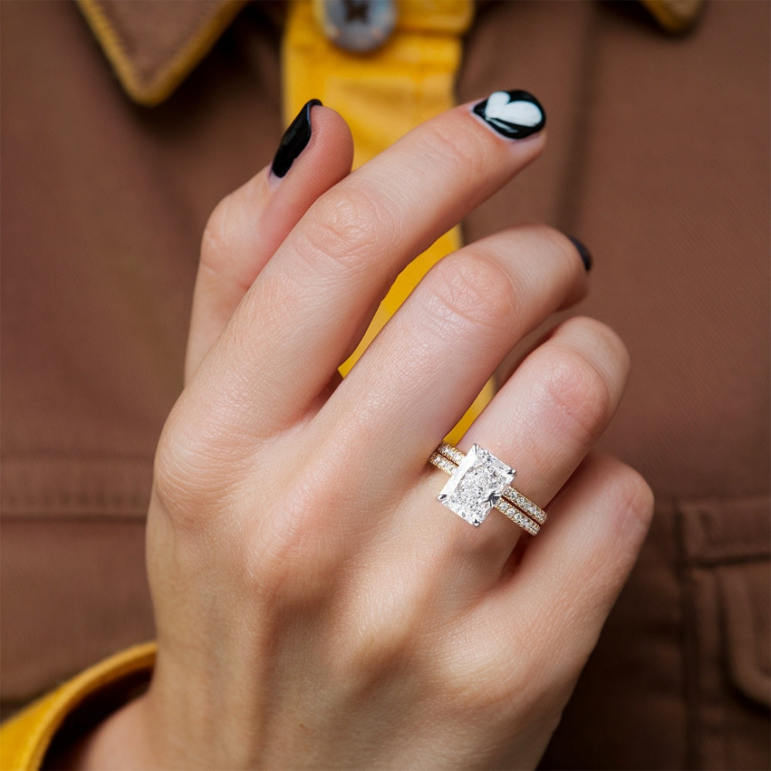 Eternal Gleam Set™ Colored Gem Stone – Two Rings, One Timeless Sparkle