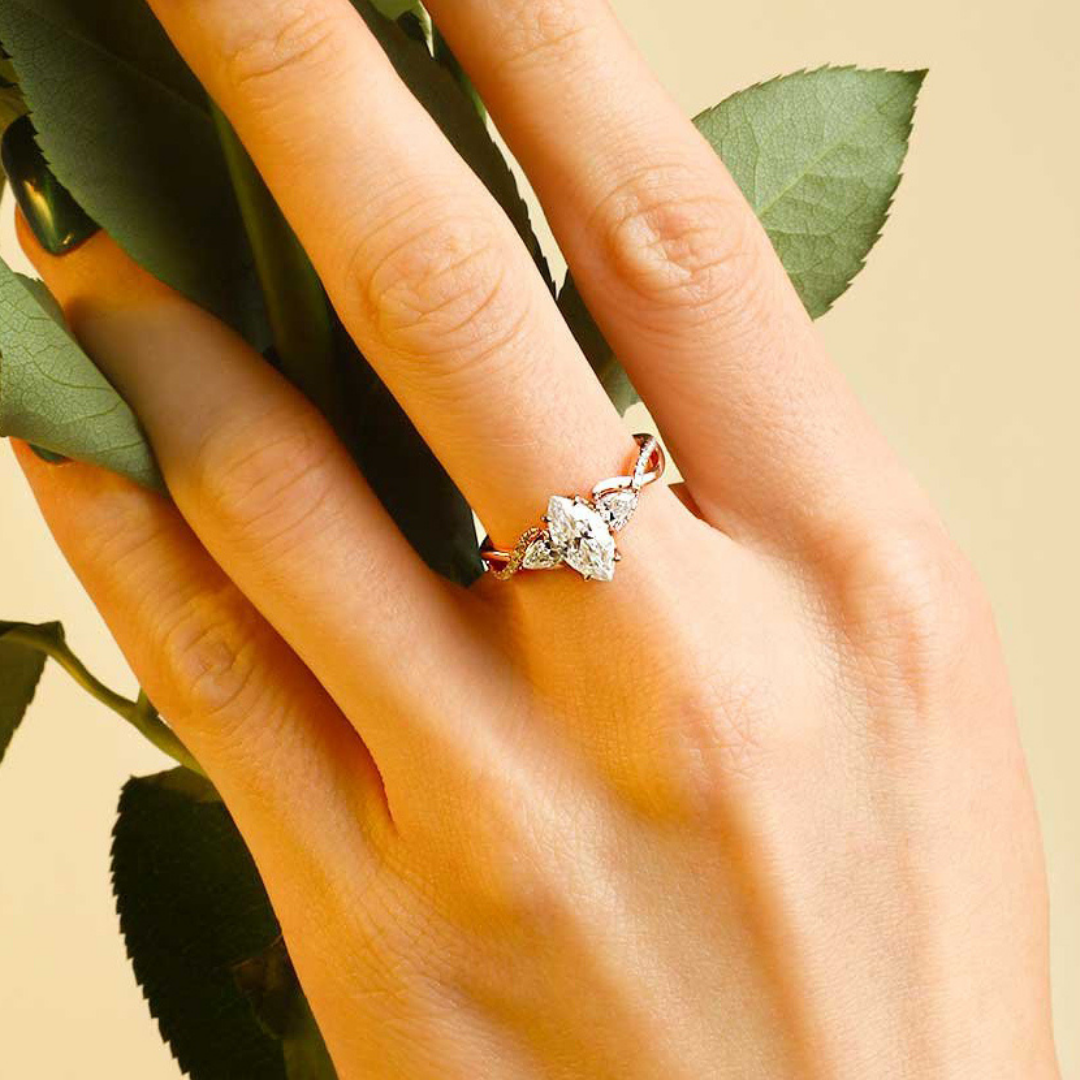 Moonlit Gleam Ring™ Luxury Ring – Rose Gold Moissanite Elegance