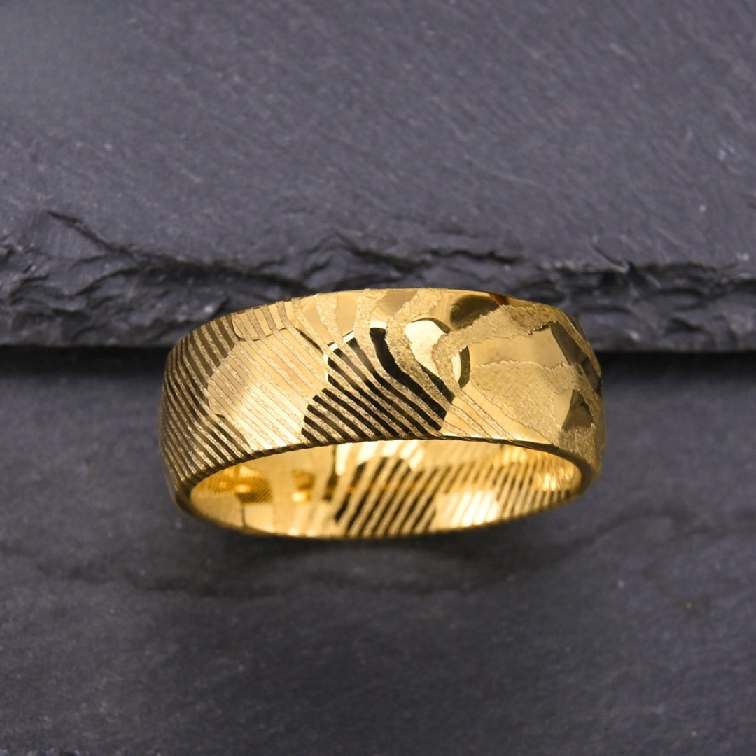 Draxor™ – 18K Gold-Plated Damascus Steel Ring