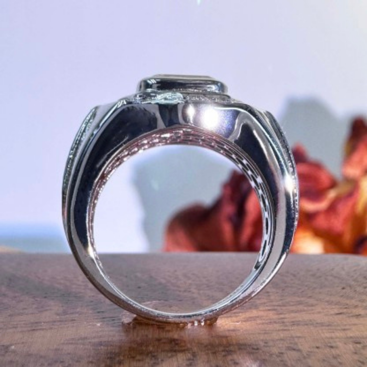Moonveil Spark Ring™ Luxury Ring – Silver Moissanite Elegance Ring