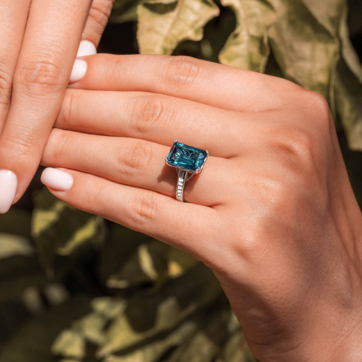 Elven Crown Ring™ Colored Gem Stone – Regal Depth in a Sapphire-Toned Emerald Cut