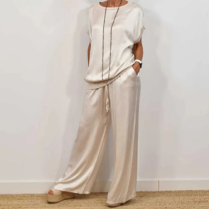 Catalina™ – Elegant Two-Piece Suit