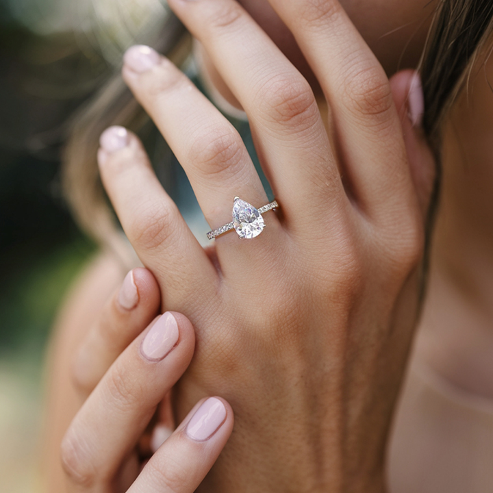 Tear of Dawn Ring™ Colored Gem Stone – Eternal Sparkle with Graceful Elegance