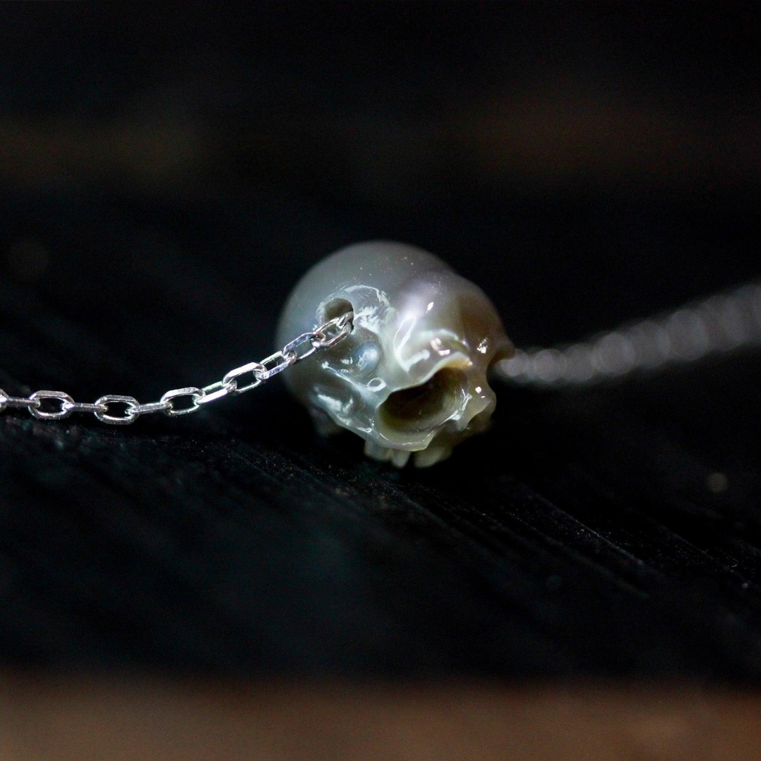 Minimalist 4A Pearl Skull Necklace™ Skull Accessories – Quiet Power in Sculpted Detail