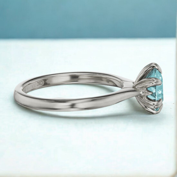 Arctic Whisper Ring™ Luxury Ring – Cool Clarity in a Minimal Spark