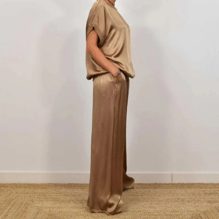 Catalina™ – Elegant Two-Piece Suit