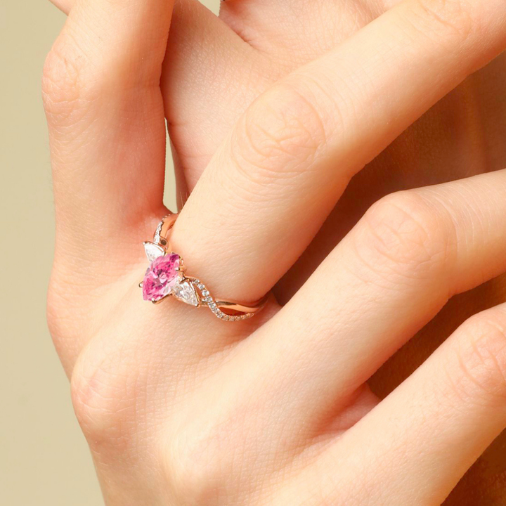 Petal Shine Ring™ Luxury Ring – 3 Carat Pink Sapphire in a Rose Gold Bloom