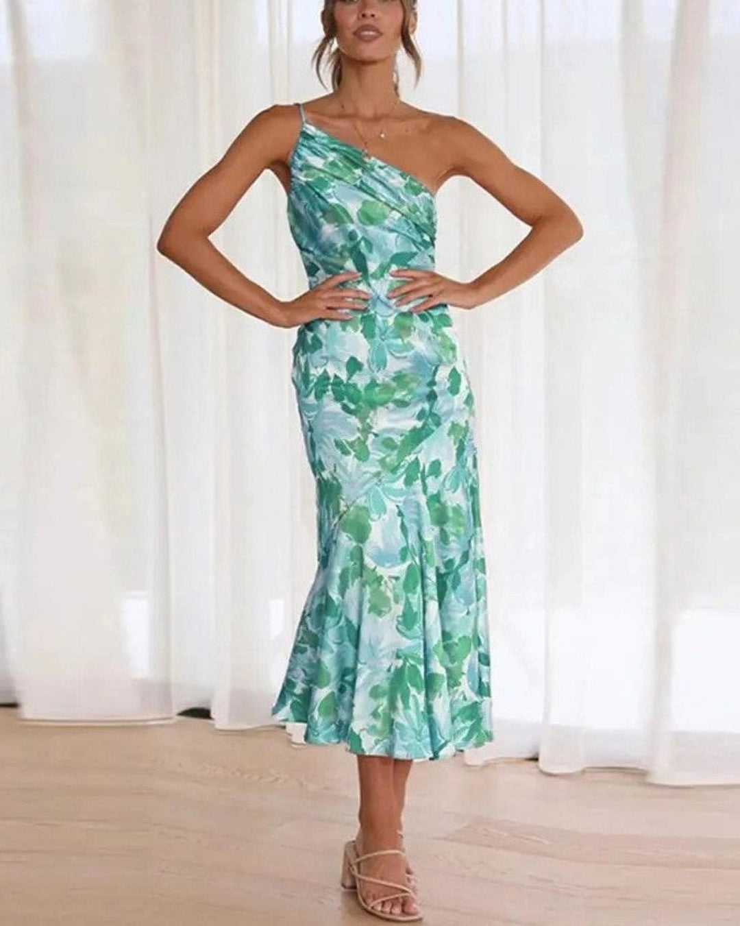 Sienna - Asymmetrical Maxi Dress with Floral Pattern for Women