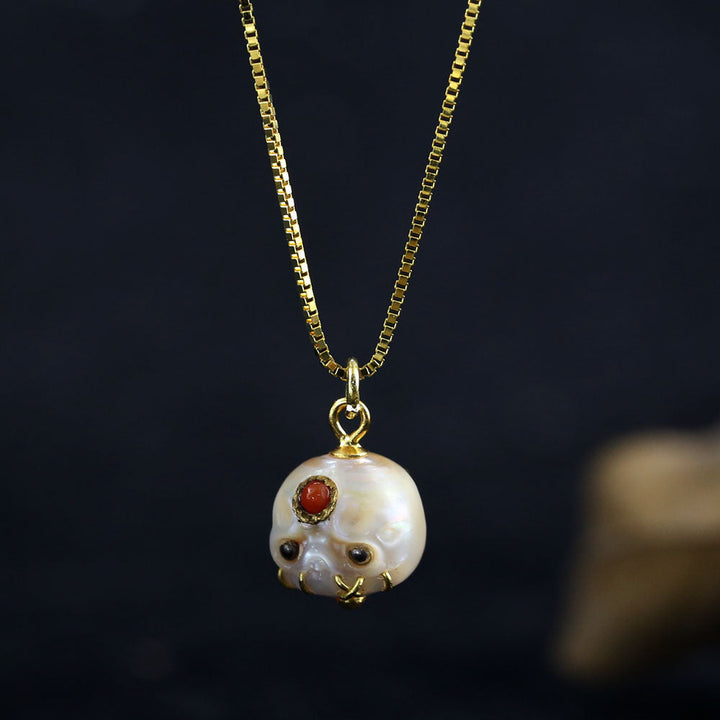 Carved Pearl Skull Śmaśana Bead Necklace With Black Eyes™ Skull Accessories – Gothic Elegance Meets Bold Contrast