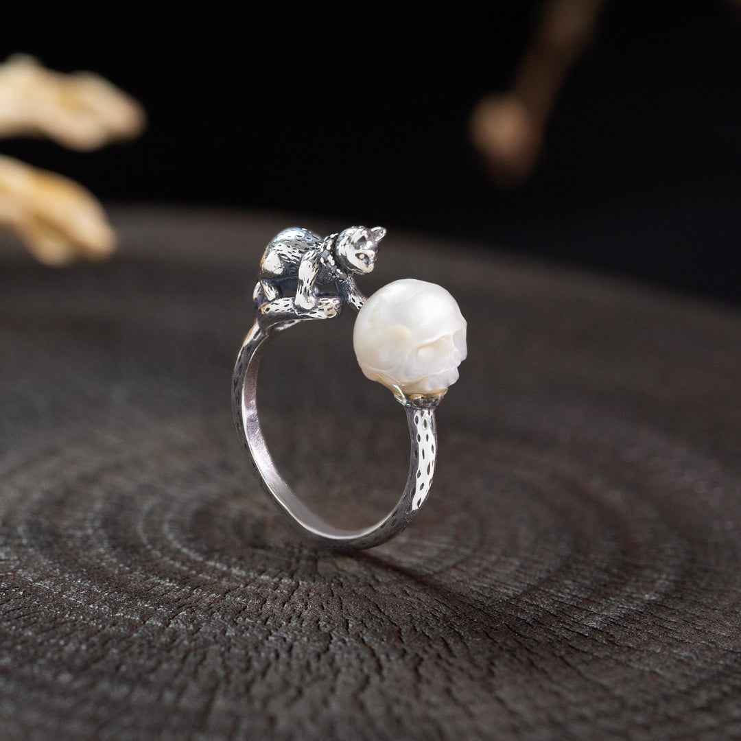 Celestial Cat Pearl Skull Ring™ Skull Accessories  – Mystical Elegance Meets Bold Mystery
