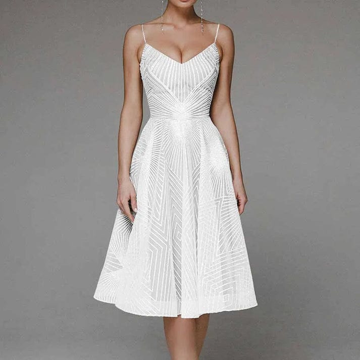 Hilda® NDC | Elegant Dress with Open Back