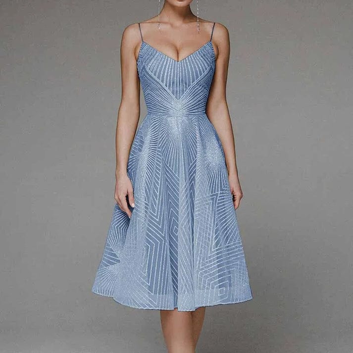Hilda® NDC | Elegant Dress with Open Back