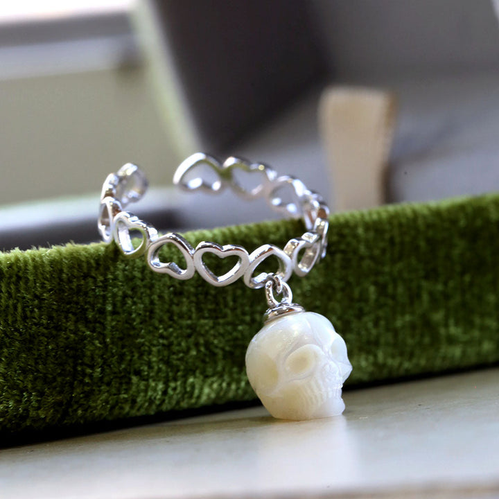 Heart-shaped Band Pearl Skull Ring™ Skull Accessories  – Gothic Elegance with Romantic Edge