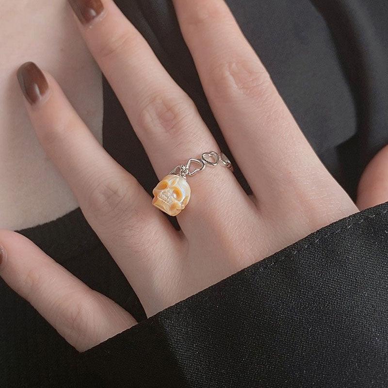 Heart-shaped Band Pearl Skull Ring™ Skull Accessories  – Gothic Elegance with Romantic Edge