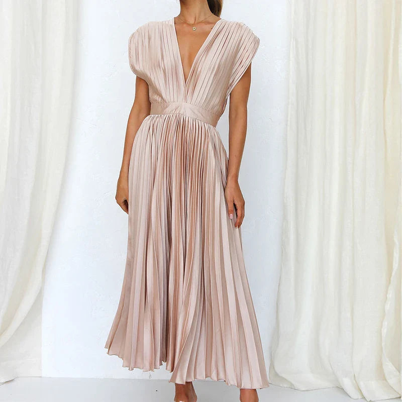 Heather– New Women's Dress with Pleats, Zipper, and Sleeveless Design