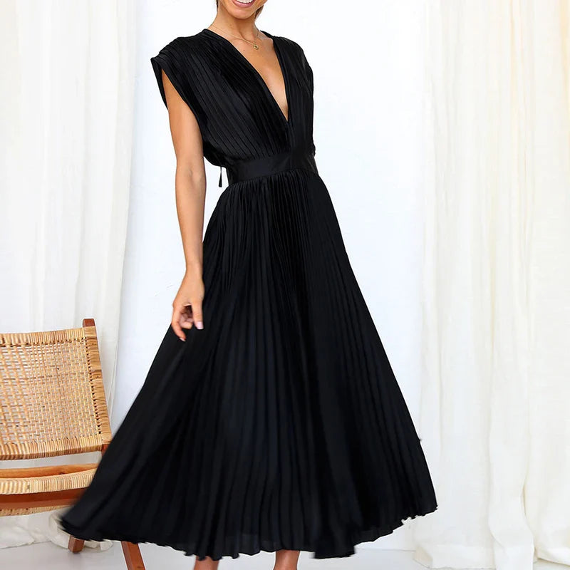 Heather– New Women's Dress with Pleats, Zipper, and Sleeveless Design