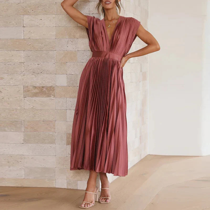 Heather– New Women's Dress with Pleats, Zipper, and Sleeveless Design