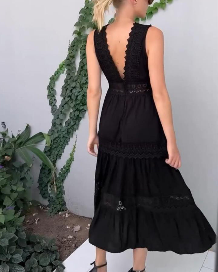 Shelly - Elegant Classic Dress for Women with Deep V-Neckline