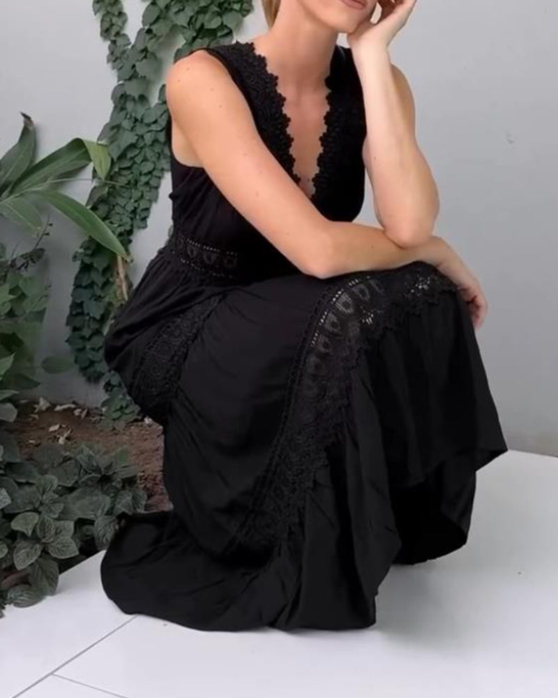 Shelly - Elegant Classic Dress for Women with Deep V-Neckline