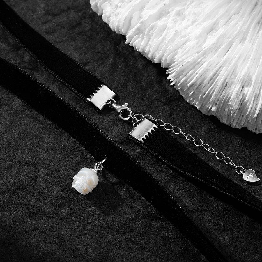 Black Velvet Pearl Skull Choker Necklace™ Skull Accessories  – Gothic Elegance with a Pearlescent Edge