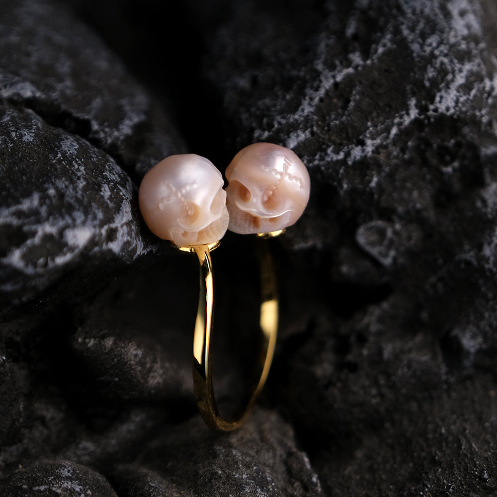 Toi et Moi Two Stone Pearl Skull Ring™ Skull Accessories  – A Bold Twist on Romantic Symbolism