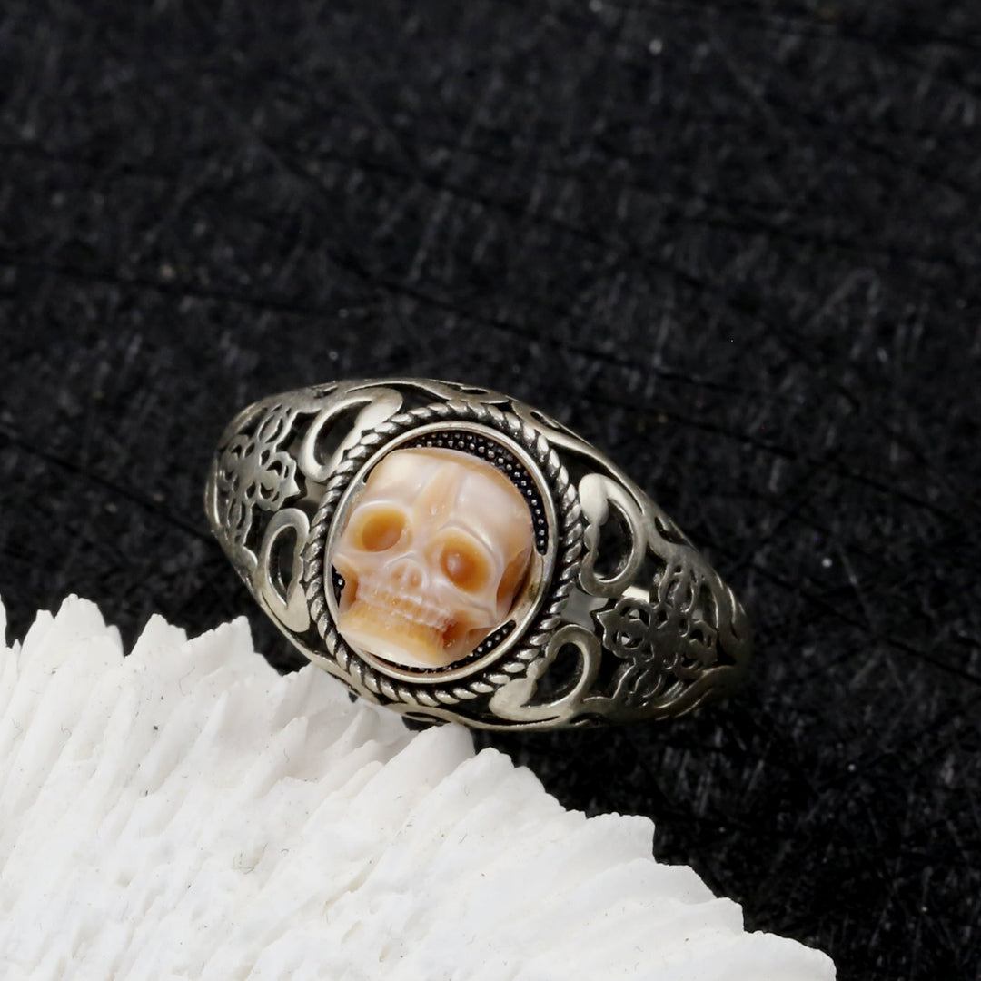 Vintage Pearl Skull Petal Openwork Hollow Carved Ring™ Skull Accessories – Intricately Hollow-Carved Skull Ring with Baroque Petal Detail