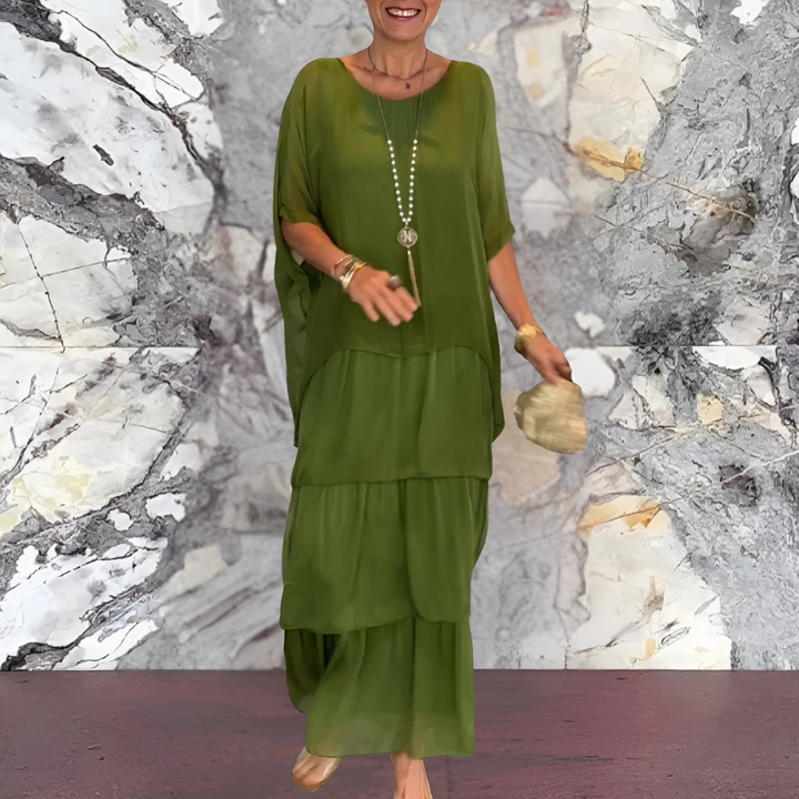 Lorelai | Elegant Long Dress with Stylish Batwing Sleeves