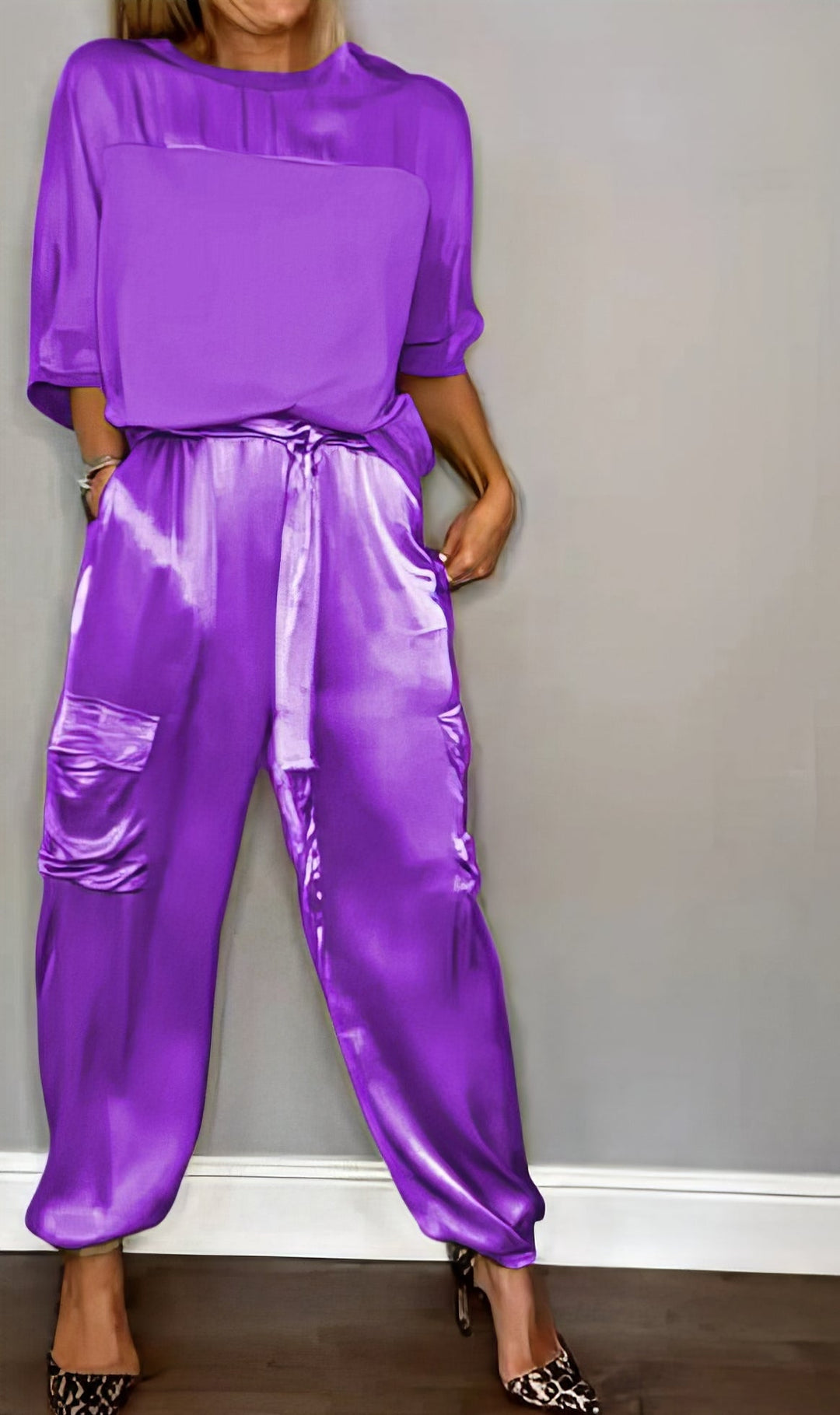 Amelia™ - Chic Two-Piece Set Blouse and Cargo Pants